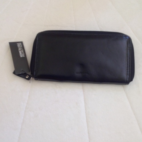 NWT Kenneth Cole zipped Wallet - Picture 2 of 3