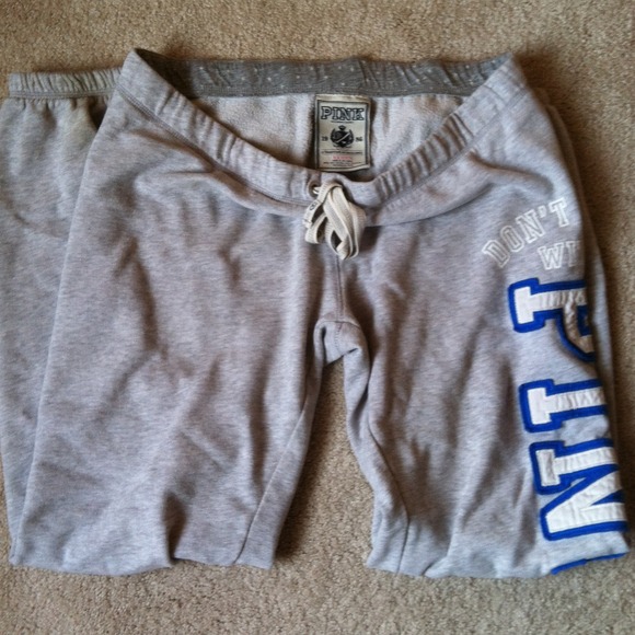 PINK sweats - Picture 1 of 3