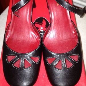 Black baby-doll shoes!