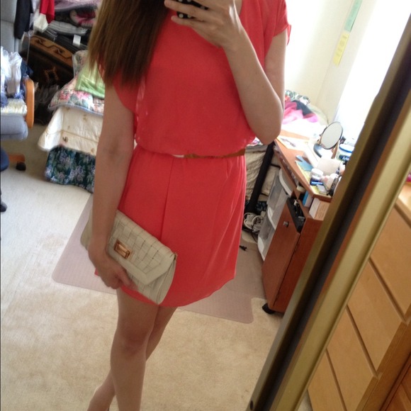🔴SOLD🔴💕NWOT Coral Chiffon Dress💕 - Picture 4 of 4