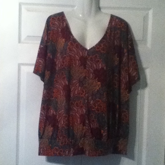 🚫SOLD (eBay)🚫 Paisley Top