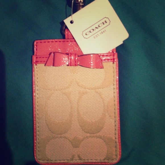 🌸Authentic COACH ID Badge Holder🌸