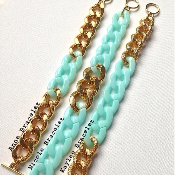 Your Choice of Mint Bracelet - Picture 2 of 4