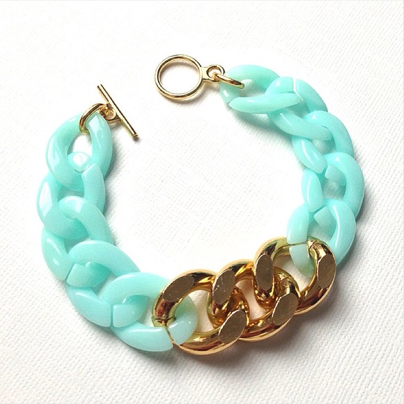 Your Choice of Mint Bracelet - Picture 4 of 4