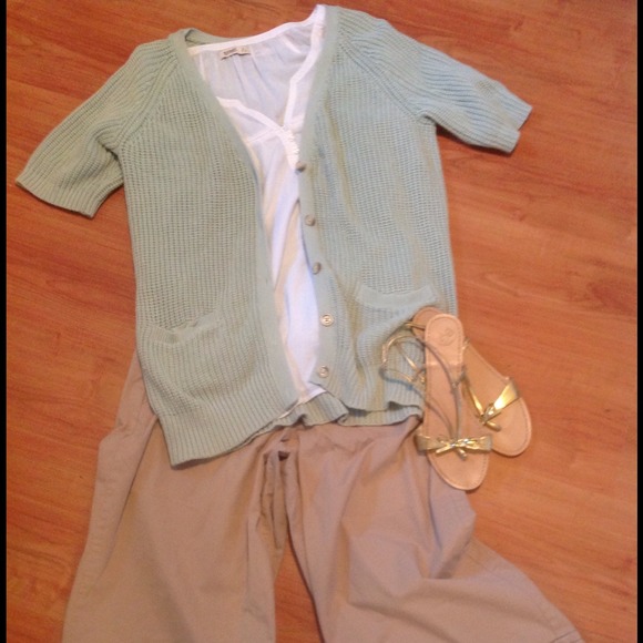 SOLD~~~~ @lana88fan Old Navy green long cardigan L