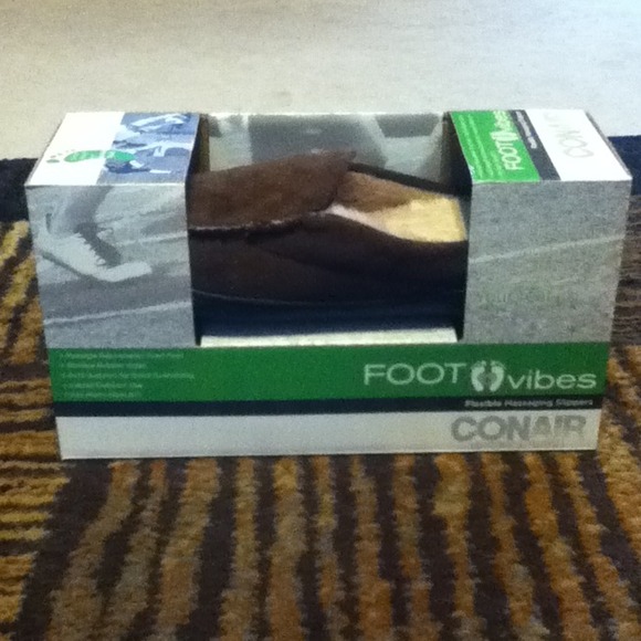 Slippers - Picture 4 of 4