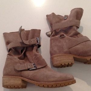 DV by Dolce Vita Tan Suede Booties in Size 6 1/2