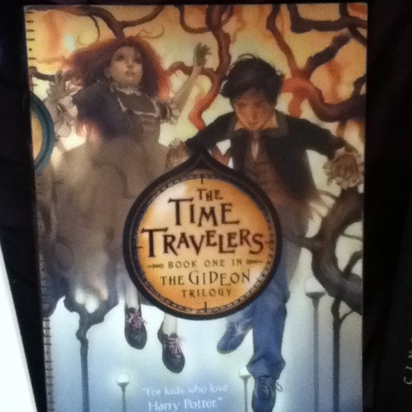 Books (: - Picture 3 of 4