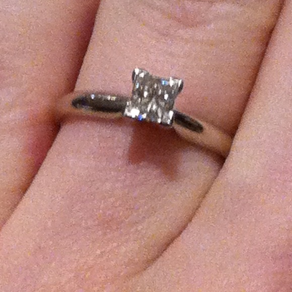 SOLD ! Real diamond &white gold Engagement ring