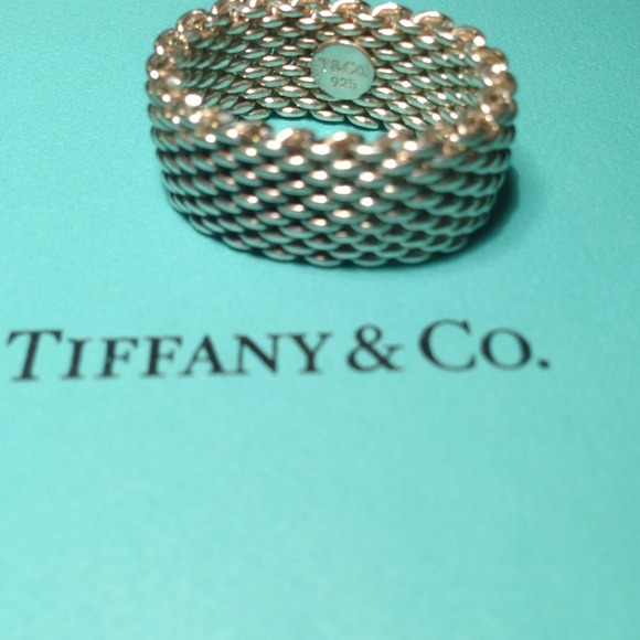 TIFFANY & CO. SOMERSET DOMED MESH RING sz 7.75 - Picture 2 of 4