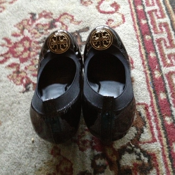 ✴NOT SELLING✴ Authentic Tory Burch Wedge - Picture 2 of 3