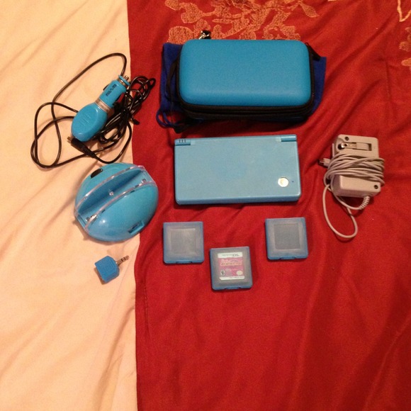 Turquoise DSi