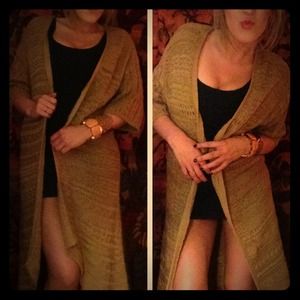 Half sleeve mustard yellow knitted body cardigan!