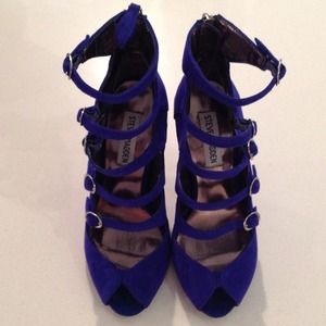 Steven Madden Blue Suede Stiletto - Size 6