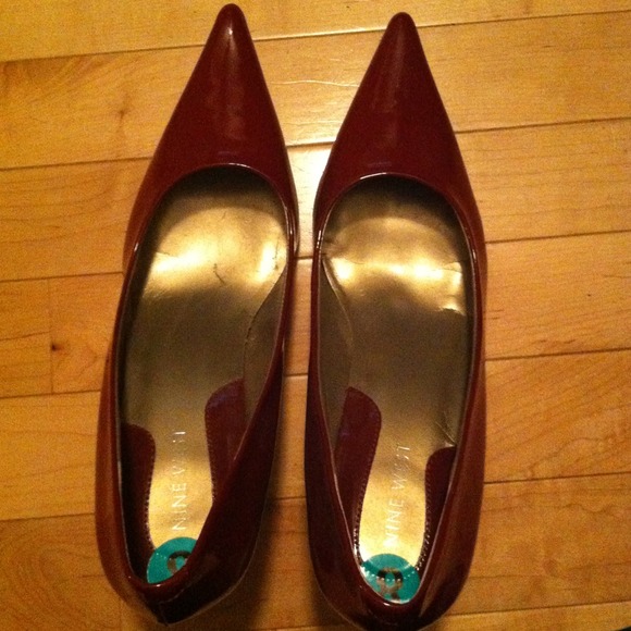 Size 8 new Nine West red heels👠
