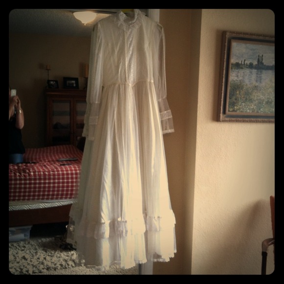 Vintage Gunne Sax Wedding Dress