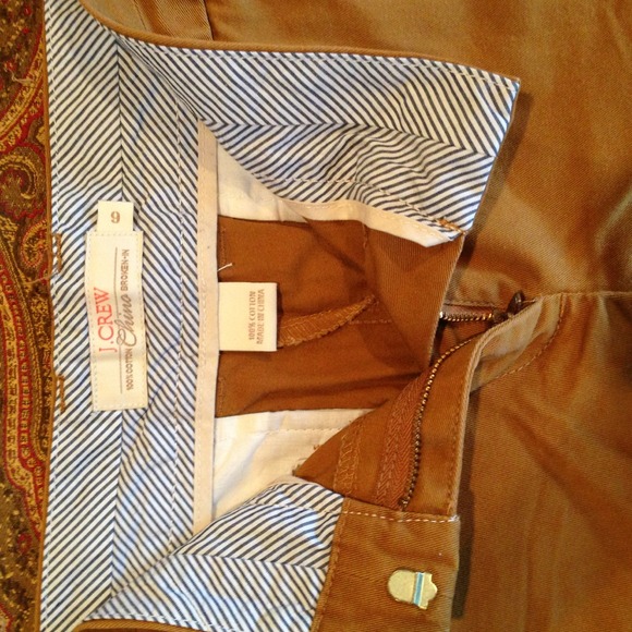 ❌Sold❌Jcrew tan chino shorts - Picture 2 of 3