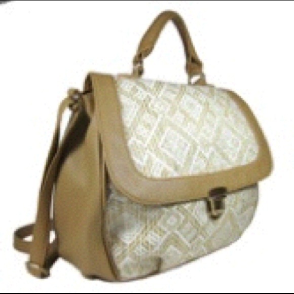 Straw Patterned Satchel - Picture 4 of 4