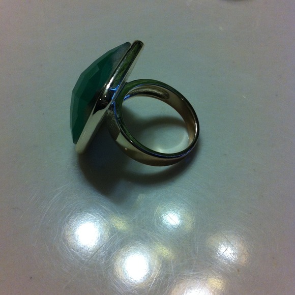 Teal statement ring - Picture 2 of 2