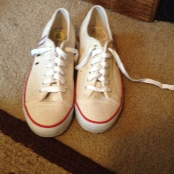 Tommy Hilfiger tennis shoes