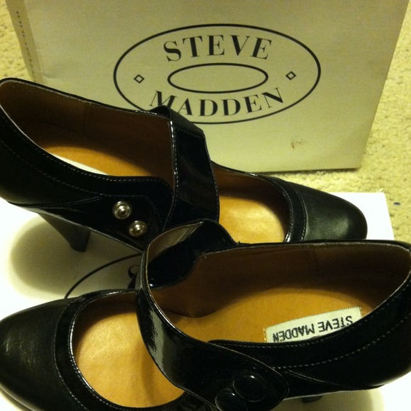 Steve Madden Mary Janes