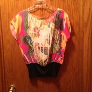 Arden B top