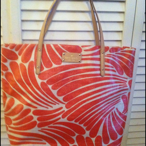 ❌SOLD❌❌Authentic Kate Spade , almost brand new