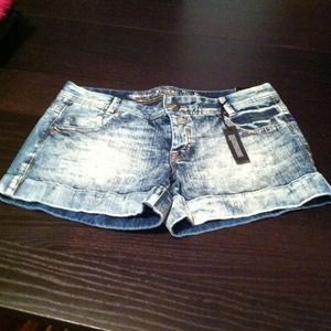 Express jean shorts size 10-BUNDLED  not available