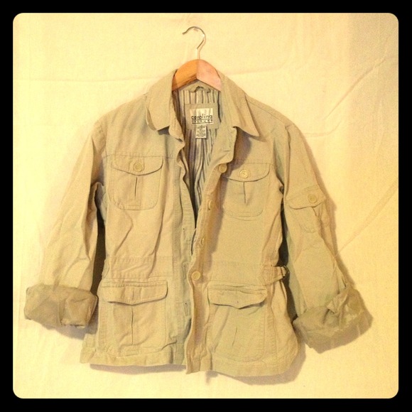 Fully lined Carolina Colours khaki jacket
