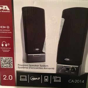 😘💋Brand New Powered Speaker System
