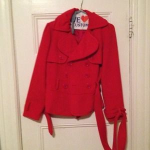 Short red coat