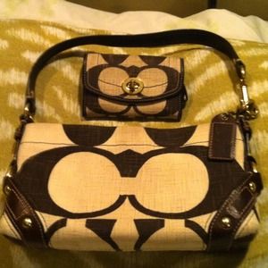 Bundle: coach bag and wallet set; d&b change purse