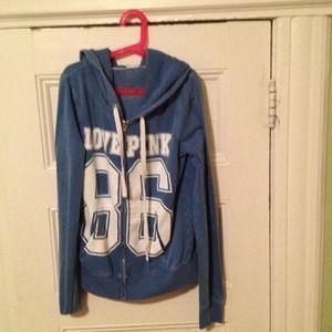 Zip Sweater with hood
