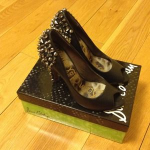 Sam Edelman black pumps