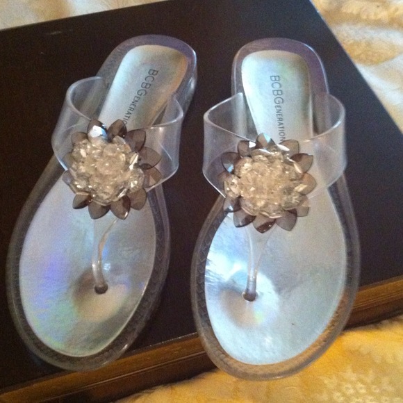 💰SOLD💰 BCBG sandals