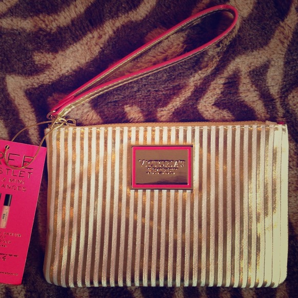 NEW Victoria's Secret Wristlet with 3 Fragrances