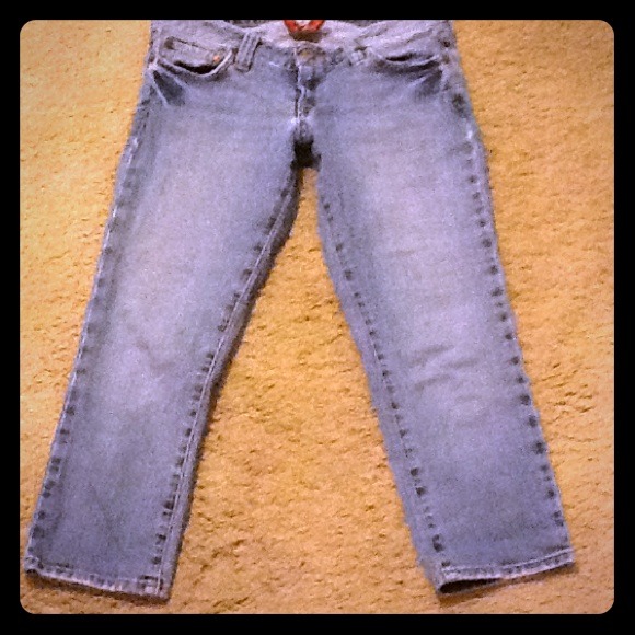 Distressed Capris