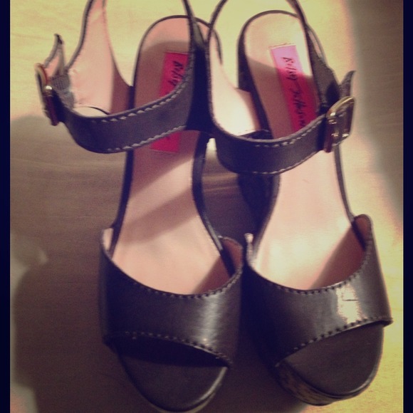 Betsy Johnson wedges