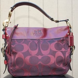 COACH Maroon/Brass Sign. XL Zoe Handbag💗
