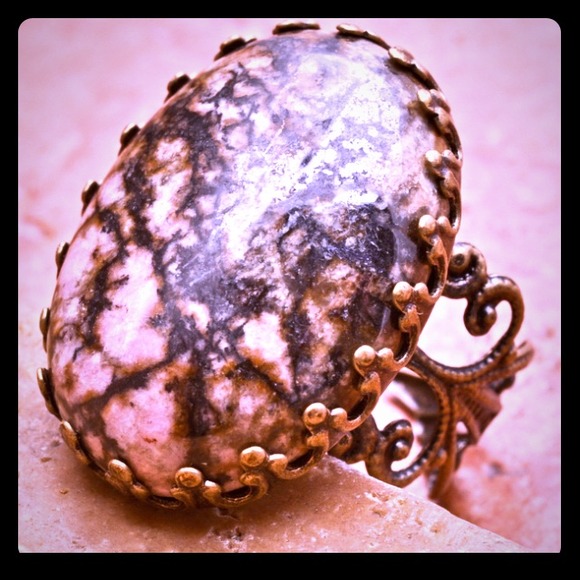 💗SOLD historicheart