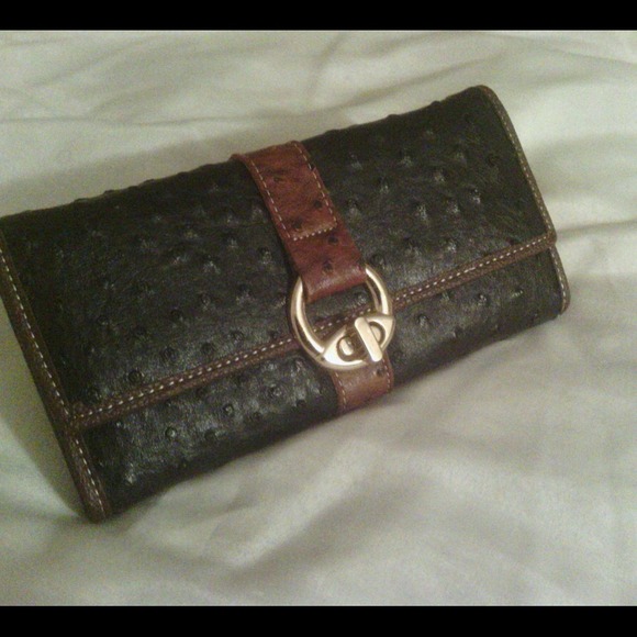 Ostrich Embossed Faux Leather black
