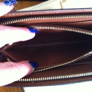 Authentic Louis Vuitton zipper wallet - traded