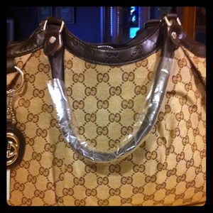 Not real Gucci handbag
