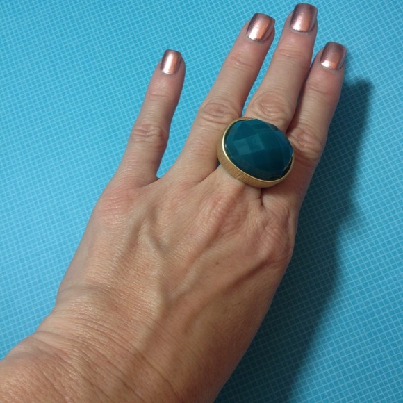Statement Ring - Picture 2 of 2