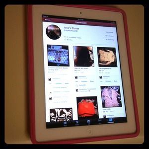 Apple iPad 2 with case