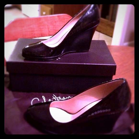 *SOLD IN BUNDLE* Cole Haan Black Patent Wedges