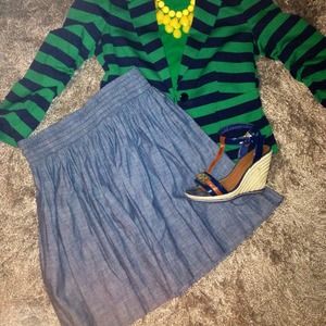 SOLD - Banana Republic Chambray skater skirt