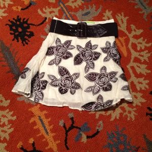 Alice and Olivia Skirt - Size 2