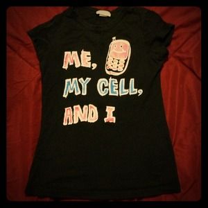 Me,my cell and i T-shirt!