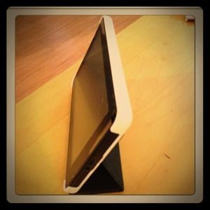 💜HOLD 4 @TORYGILMORE💚KINDLE FIRE CASE